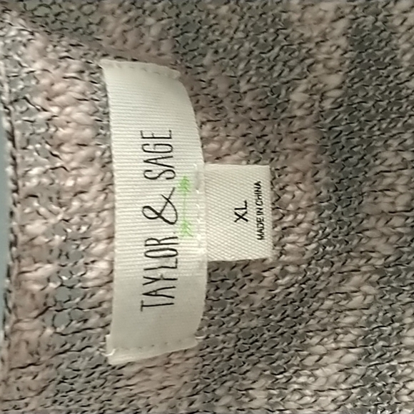 Taylor & Sage Light weight Knit Duster XL - Picture 6 of 13